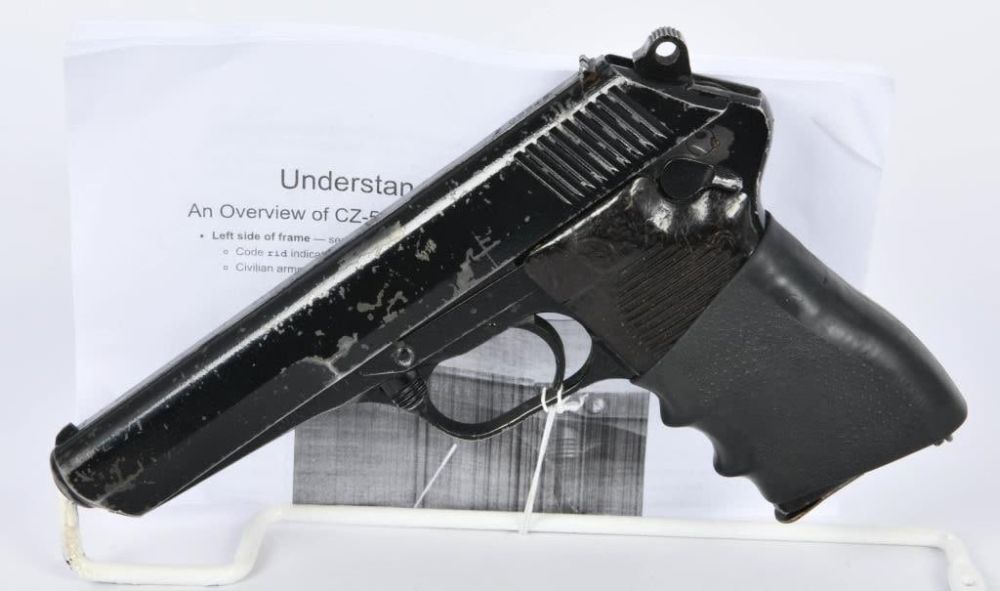 Lot 1533: CZ vz 52 Ceska Zbrojovka vzor 52 Semi Auto Pistol