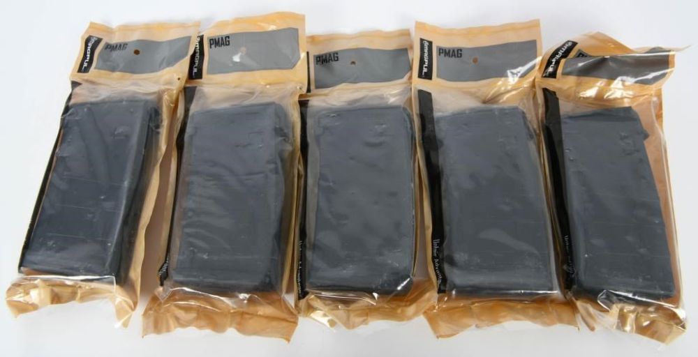 Lot 116: 5 New in The Package Magpul PMAG 20LR...