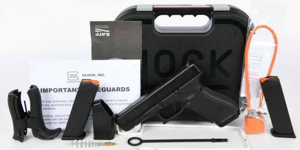 Lot 201: NEW Glock 17 Gen 5 Full Size 9mm Semi Auto Pistol