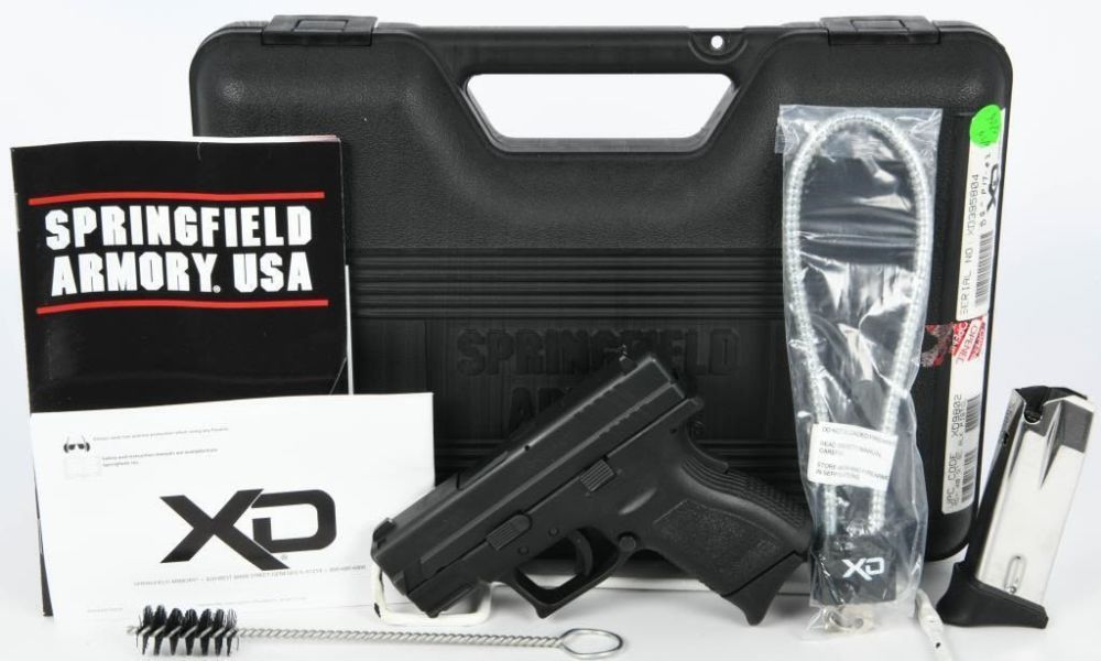 Lot 777: Springfield Armory XD-40 Sub Compact Pistol .40