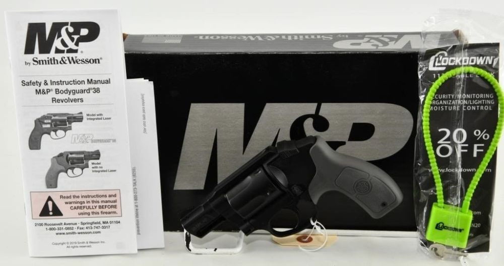 Lot 927: NEW S&W Bodyguard Double Action Revolver .38