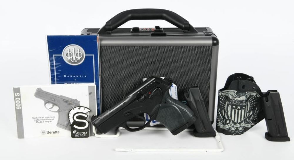 Lot 1044: Beretta Model 9000s Semi Auto Pistol 9MM