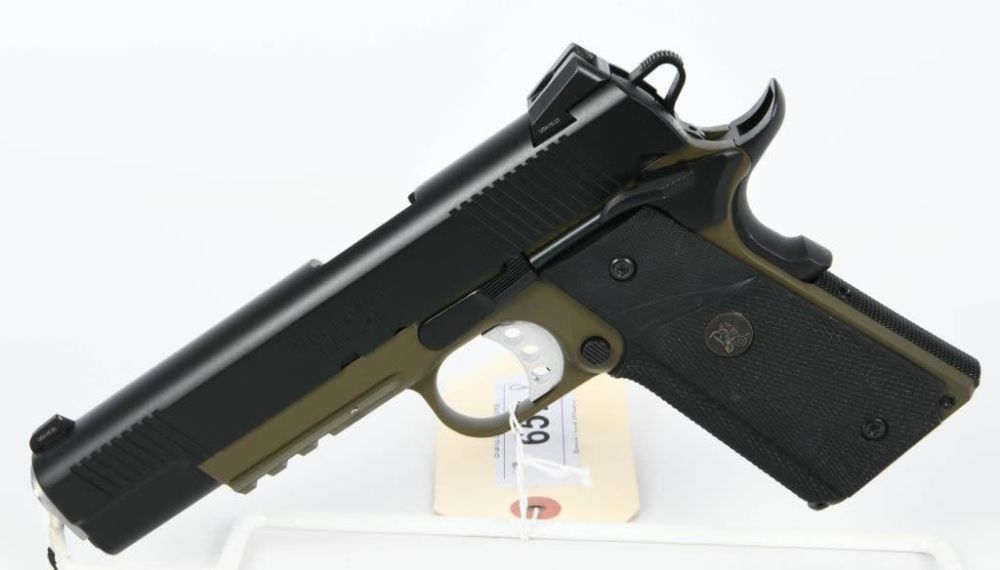 Lot 657: Springfield Armory Operator Full Size 1911 .45 ACP