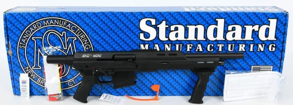 Lot 1095: Standard Manufacturing SKO Tactical Shotgun 12 GA