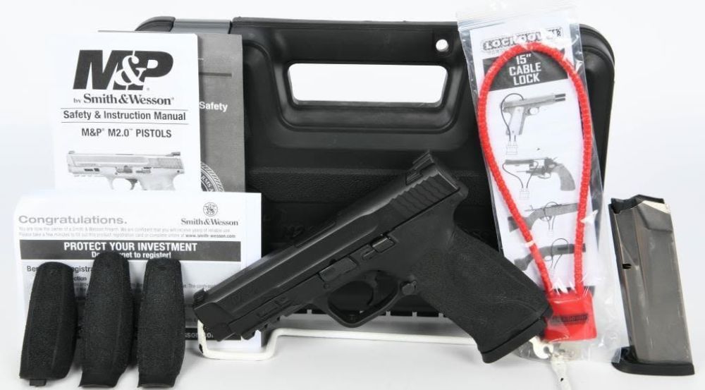 Lot 1386: Smith & Wesson  M&P45 M2.0 Semi Auto .45 ACP