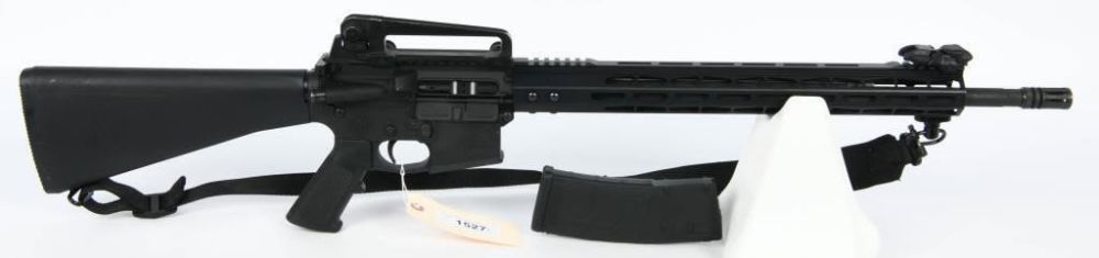 Lot 1527: MAG Tactical MG-G4 Semi Auto AR-15 Rifle 5.56 NATO