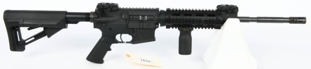 Lot 1659: Anderson AM-15 Semi Auto AR-15 Rifle 5.56 NATO