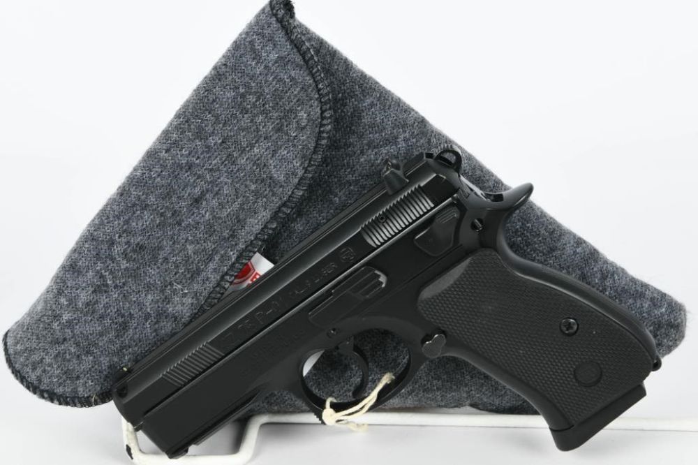 Lot 1674: CZ 75 P-01 Semi Auto Pistol 9MM