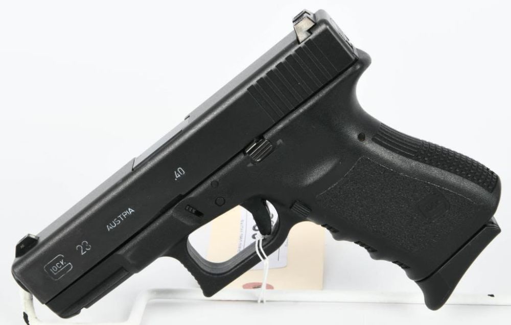 Lot 1680: Glock G23 Gen3 Semi Auto Pistol .40 S&W