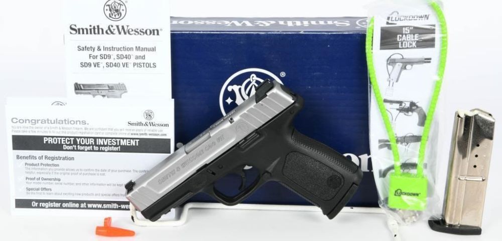 Lot 1686: Smith & Wesson SD9VE Semi Auto Pistol 9MM