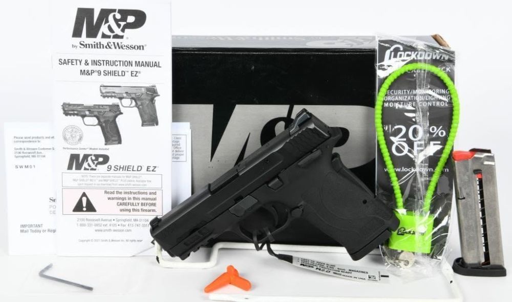 Lot 1746: Smith & Wesson M&P 9 Shield EZ M2.0 Thumb Safety