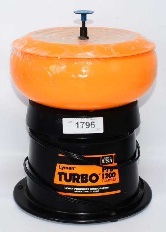 Lot 1796: Lyman Turbo Pro 1200 Case Tumbler