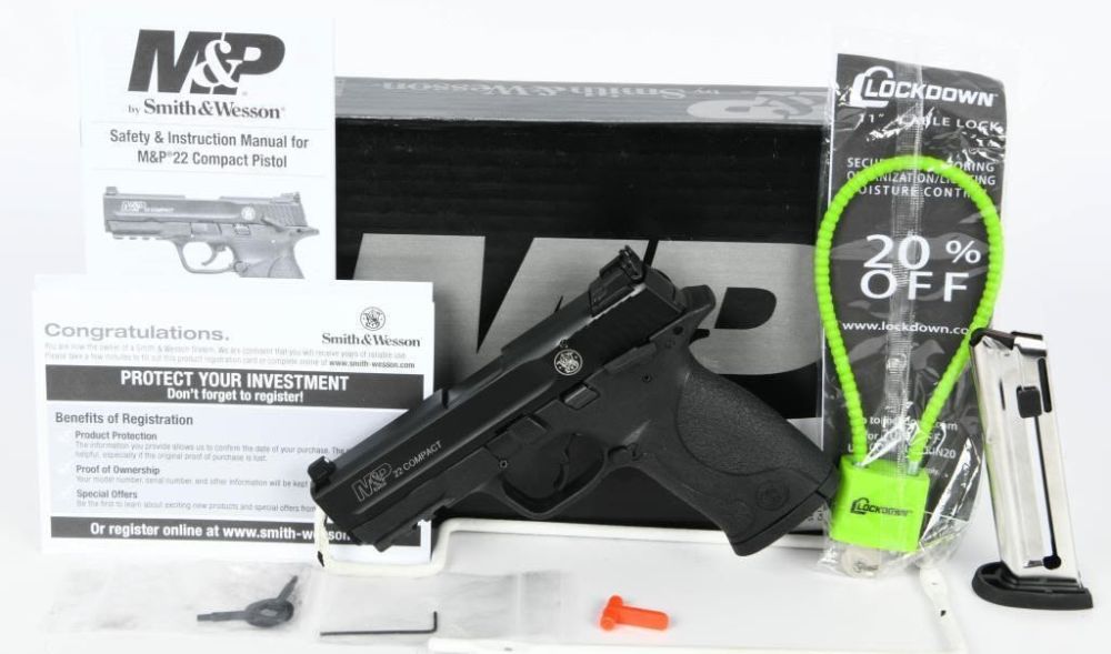 Lot 1926: Smith & Wesson  M&P22 .22 LR Compact Semi Auto .22