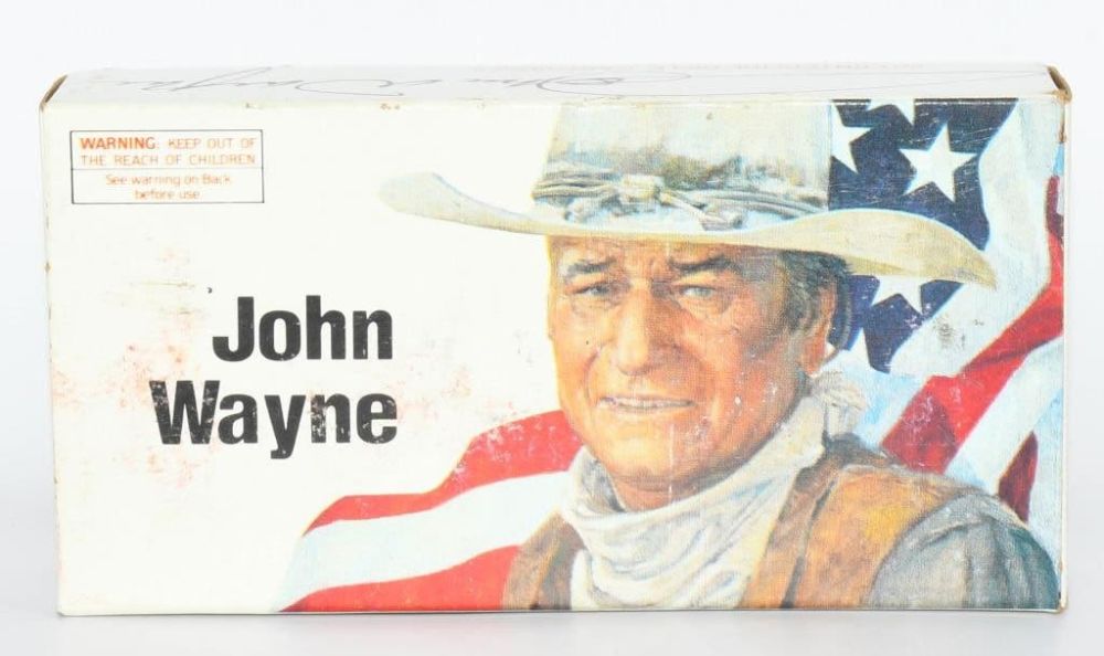 Lot 61: 20 Rd Collector Box John Wayne .32-40 Win Ammo