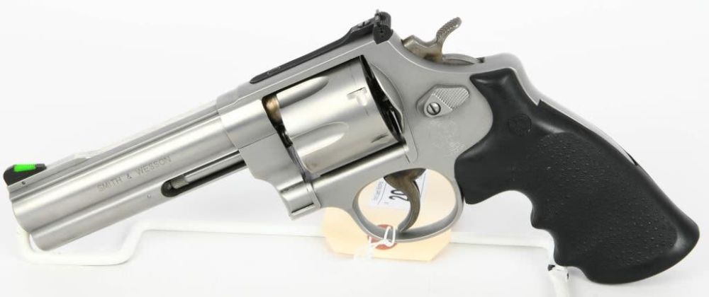 Lot 201: Smith & Wesson Model of 1989 625-6 Revolver .45