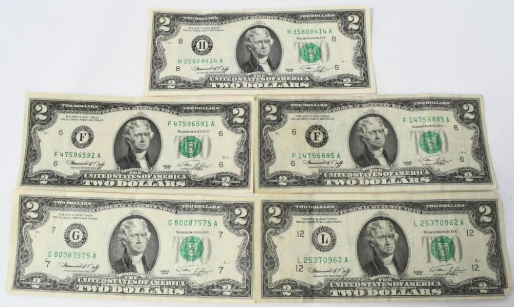 Lot 230: 5 1976 Collector United States 2 Dollar Bill