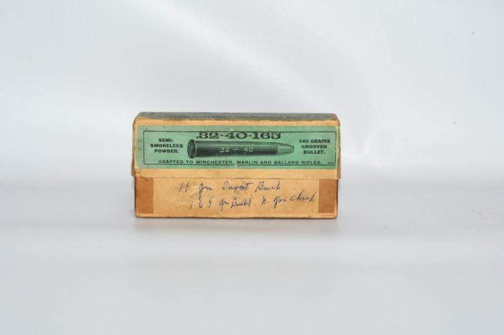 Lot 247: Collector Box Of Peter's .32-40 Ammunition