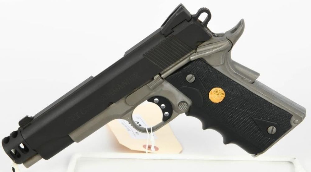 Lot 323: Colt Competition Combat Commander 1911 .45 ACP
