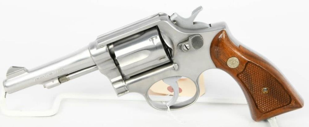 Lot 389: Smith & Wesson Model 64 Stainless Revolver .38 SPL
