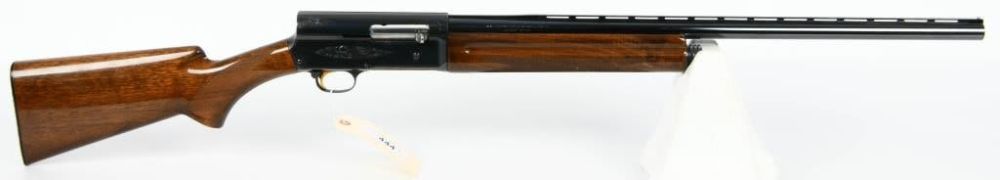 Lot 444: Belgium Browning Auto 5 Light Twelve Shotgun