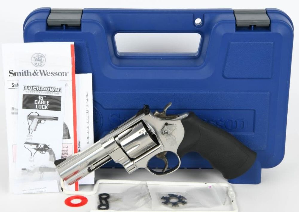 Lot 467: Smith & Wesson Model 610-3 Revolver 10MM