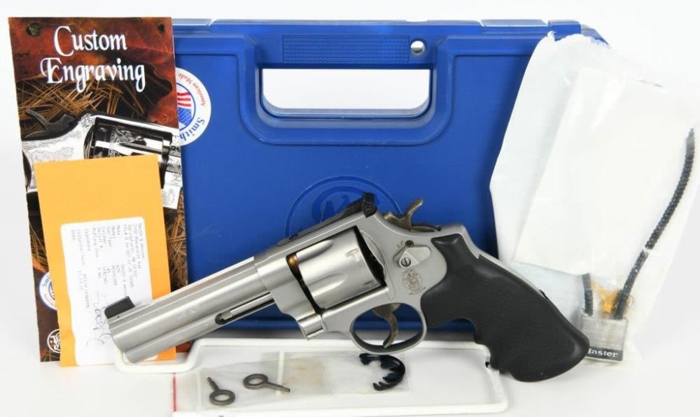 Lot 587: Smith & Wesson Model 625-8 Revolver .45 ACP