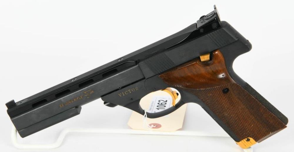 Lot 1062: High Standard Victor Semi Auto Target Pistol .22