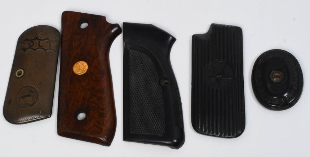 Lot 1181: Various Selection Of Collector Grips