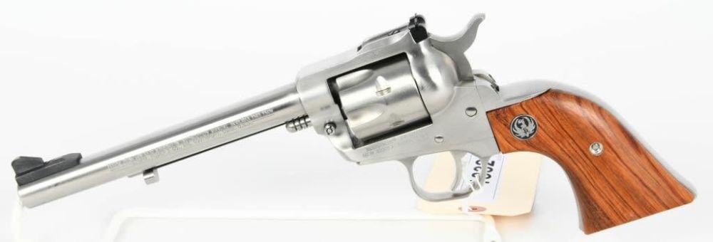 Lot 1332: Ruger Stainless New Model Single Six Revolver .22