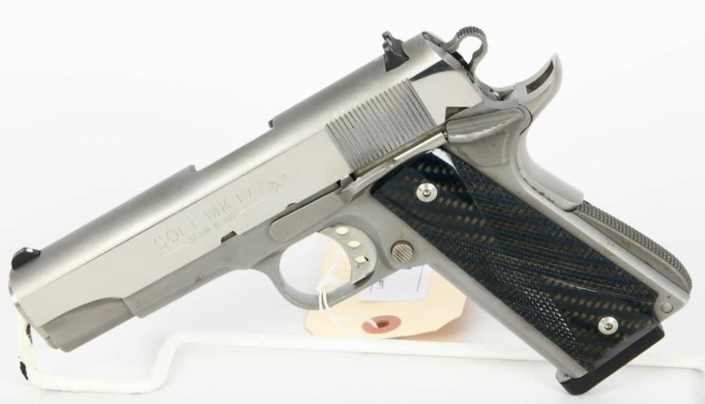 Lot 1478: Colt MK IV Combat Commander 1911 Pistol .45 ACP
