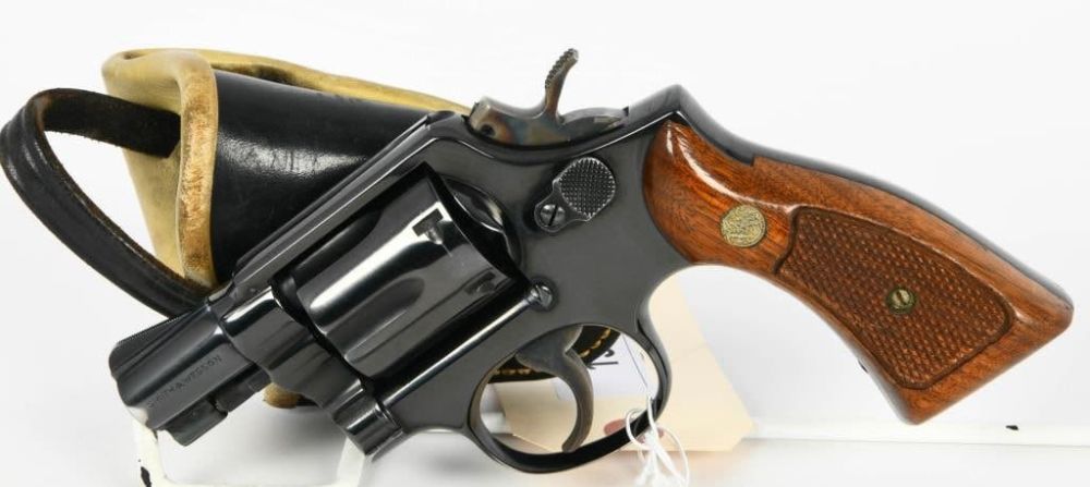 Lot 1512: Smith & Wesson Model 10-6 DA Revolver .38 Special