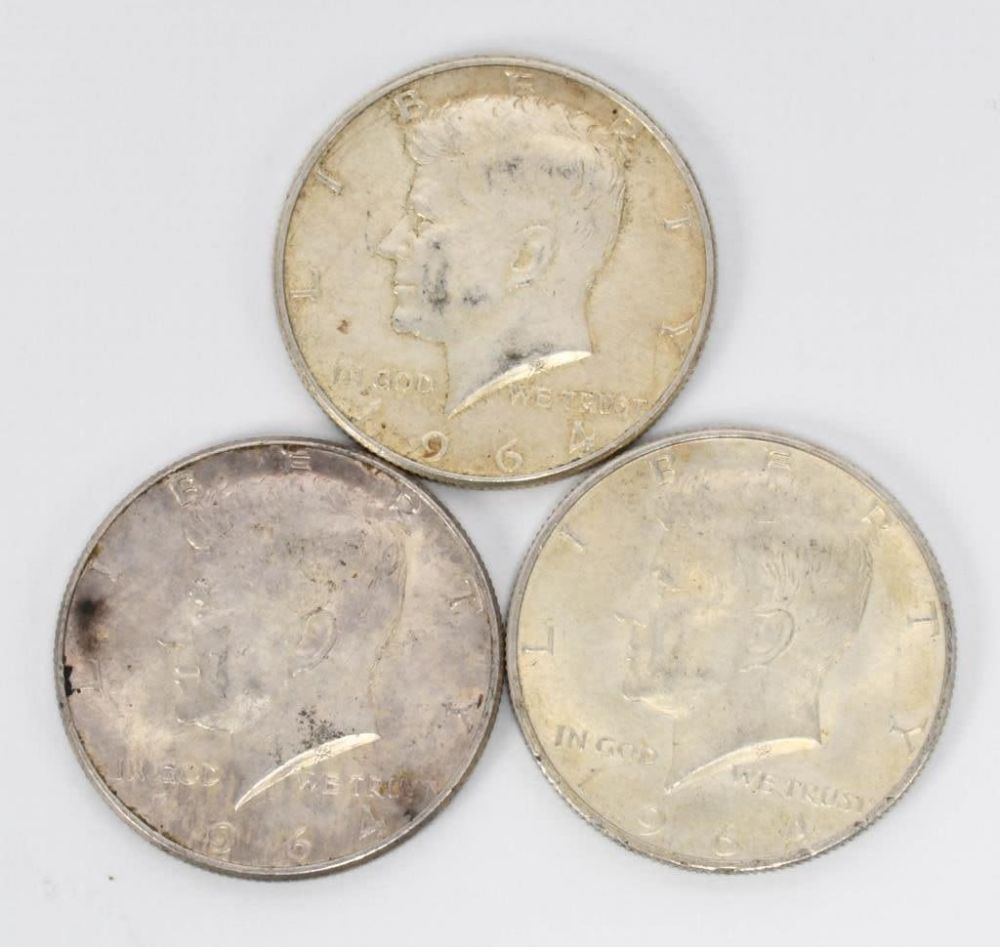Lot 1562: 3 United States 1964 Half Dollar Coins