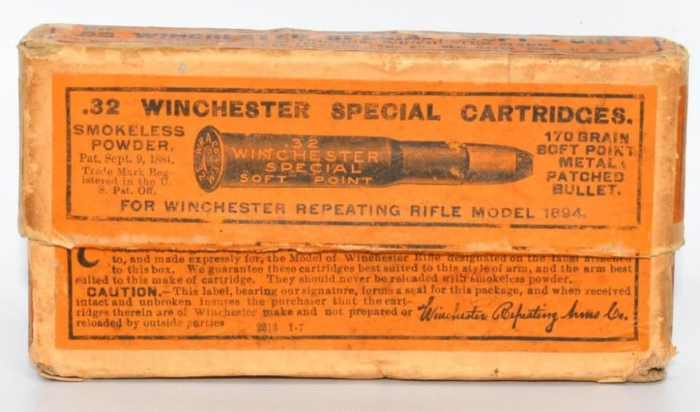 Lot 1585: Collector Box Winchester .32 Win SPL Ammunition