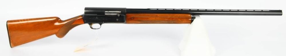 Lot 129: Belgium Browning Light Twelve Auto Shotgun 12 Ga
