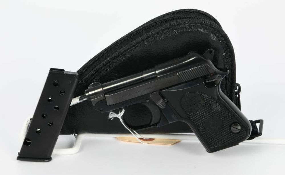 Lot 492: Beretta Model 950 BS Semi Auto Pistol .25 ACP