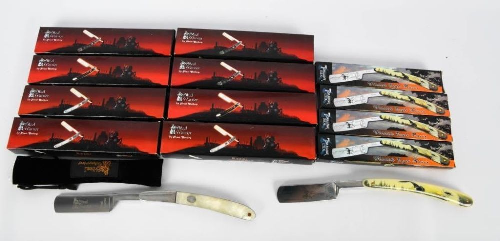 Lot 500: 12 New in the Box Decorative Folding Razor Knives