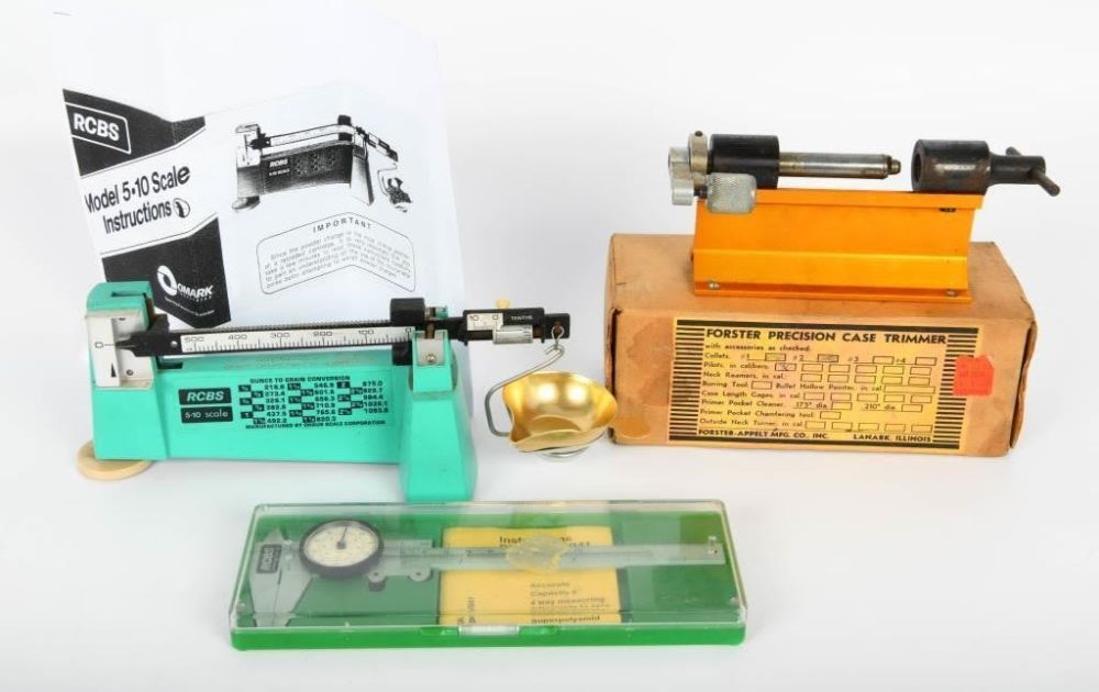 Lot 506: Reloading Lot; Scale, Dial type 6941, case Trimmer