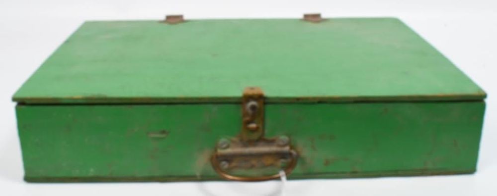 Lot 557: Big John Manual Downrigger in Wood Box w/access