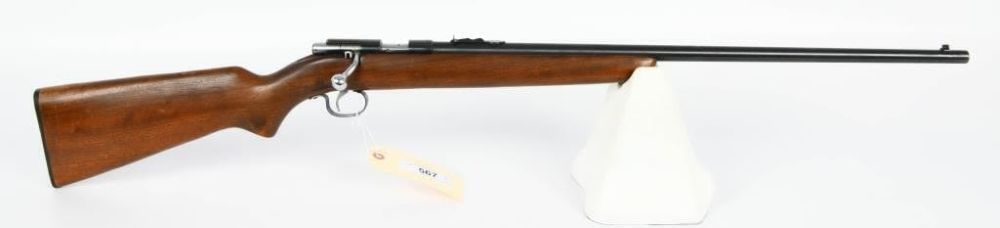 Lot 567: Winchester Model 47 Bolt Action Rifle .22 S, L, LR