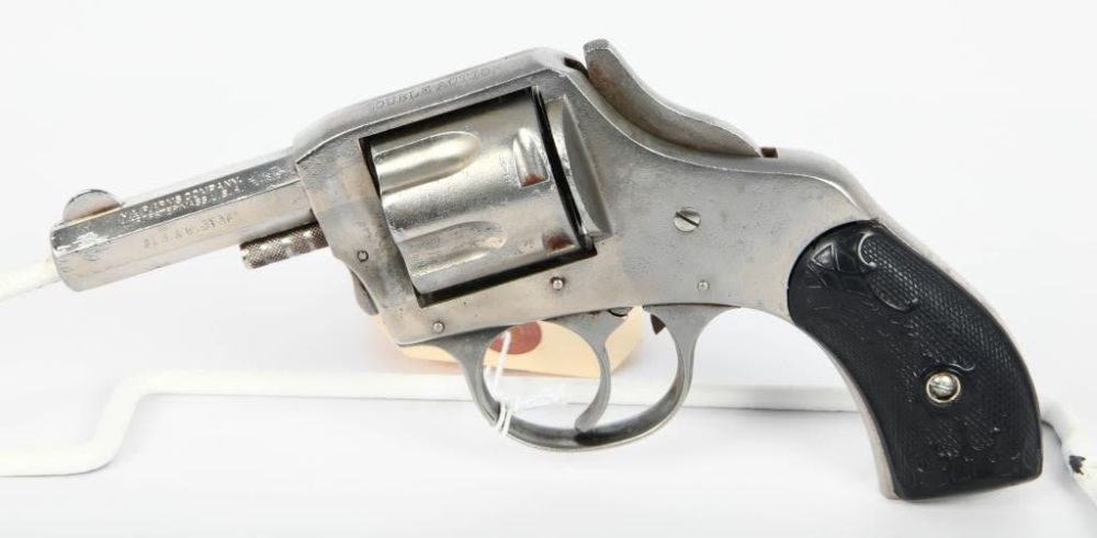 Lot 1083: Harrington & Richardson Safety Hammer DA .32 S&W
