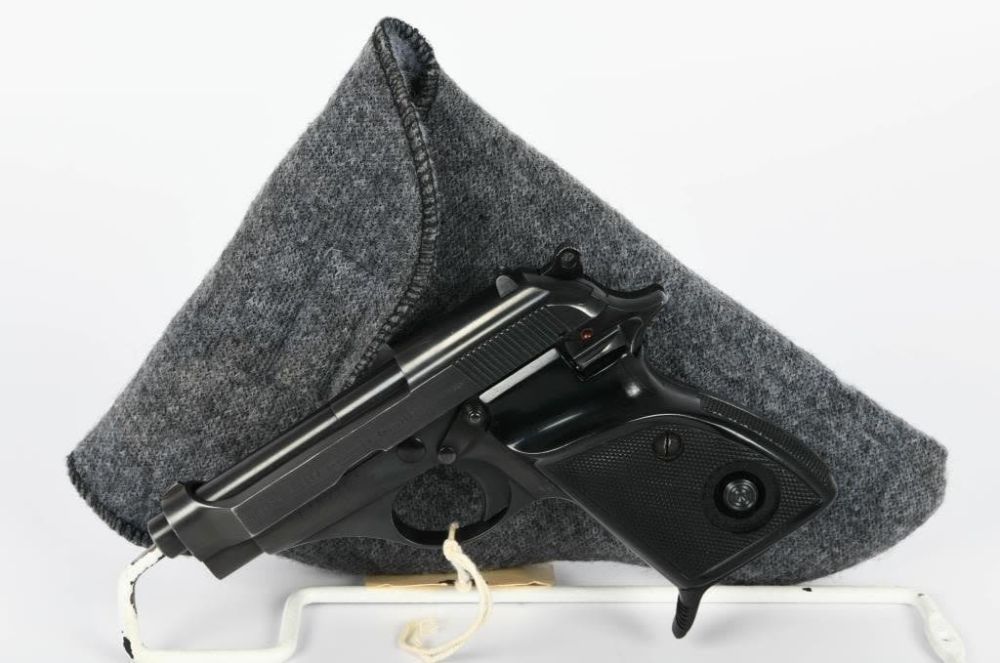 Lot 1101: Beretta Model 70 S Semi Auto Pistol .380 ACP