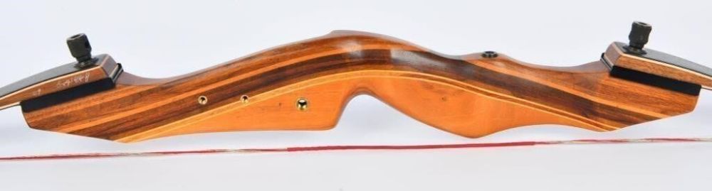 Lot 1184: Cheyenne Primitive Series Takedown Recurve Bow