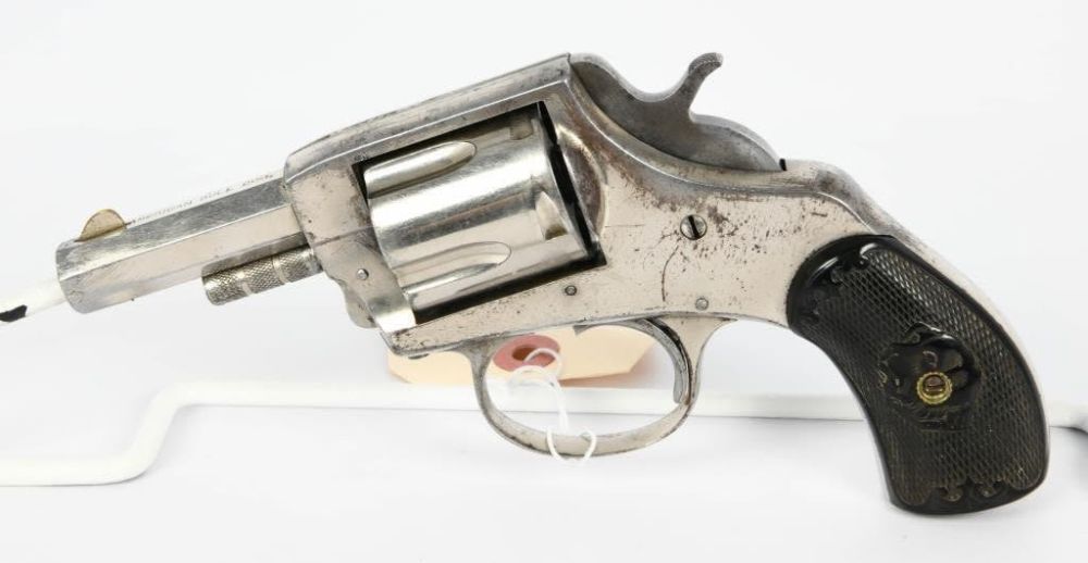 Lot 1233: American Bull Dog Revolver PARTS ONLY Revolver