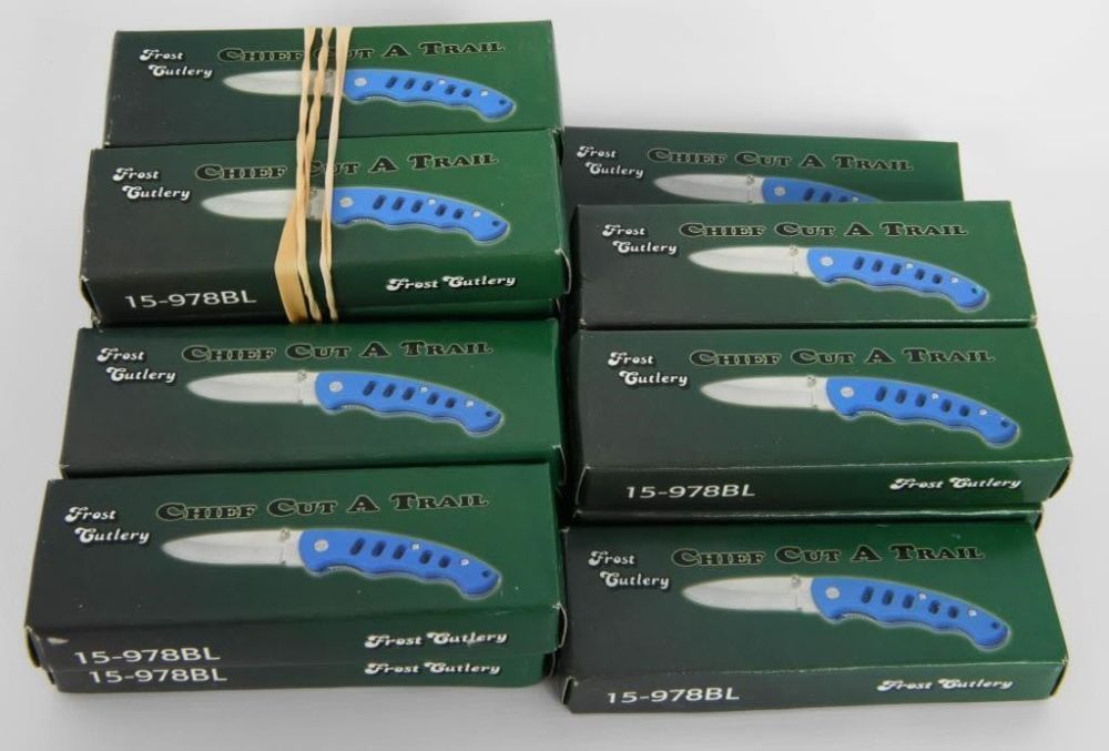 Lot 1379: 16 NIB Frost Cutlery Chief Cut a Trail Folding