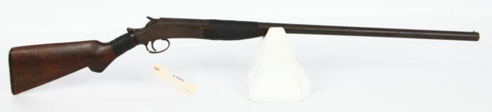 Lot 1560: Mississippi Valley Arms Single Shot Shotgun 12 Ga