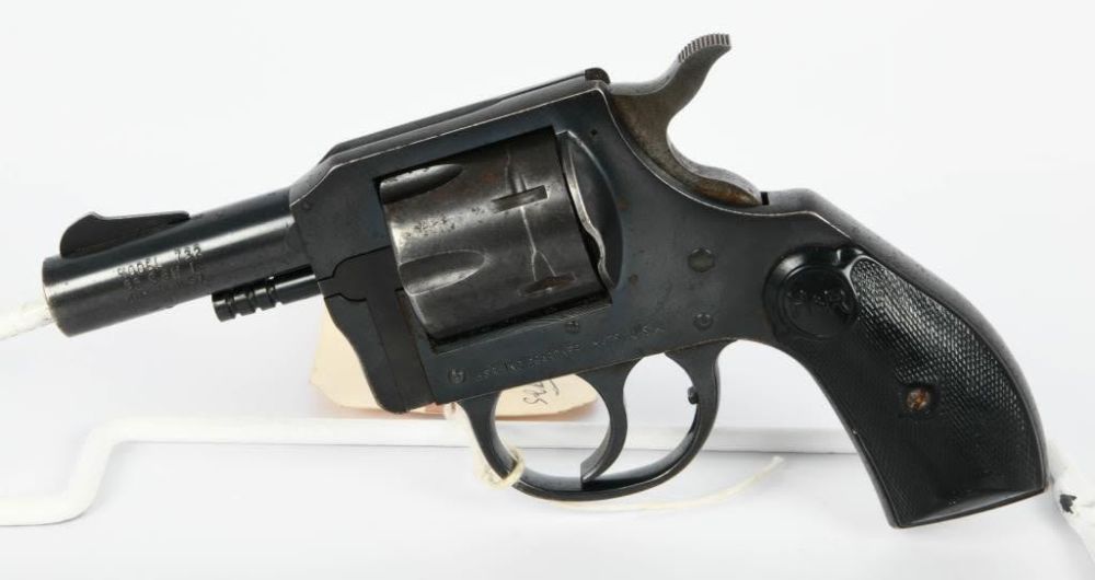 Lot 1599: Harrington & Richardson Model 732 Revolver .32 S&W