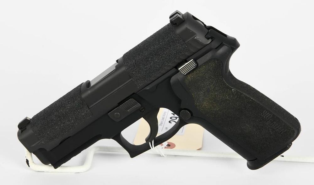 Lot 291: Sig Sauer P229 Semi Auto Pistol .40 S&W