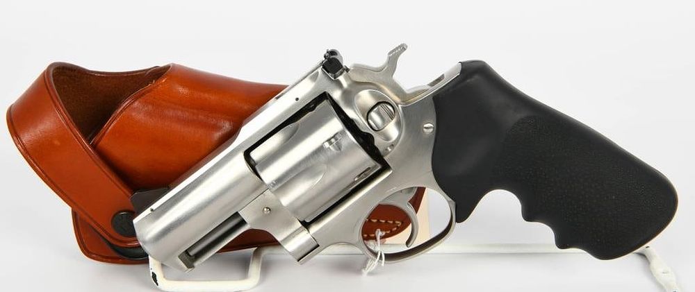 Lot 441: Ruger Super Redhawk Alaskan Revolver .44 Magnum