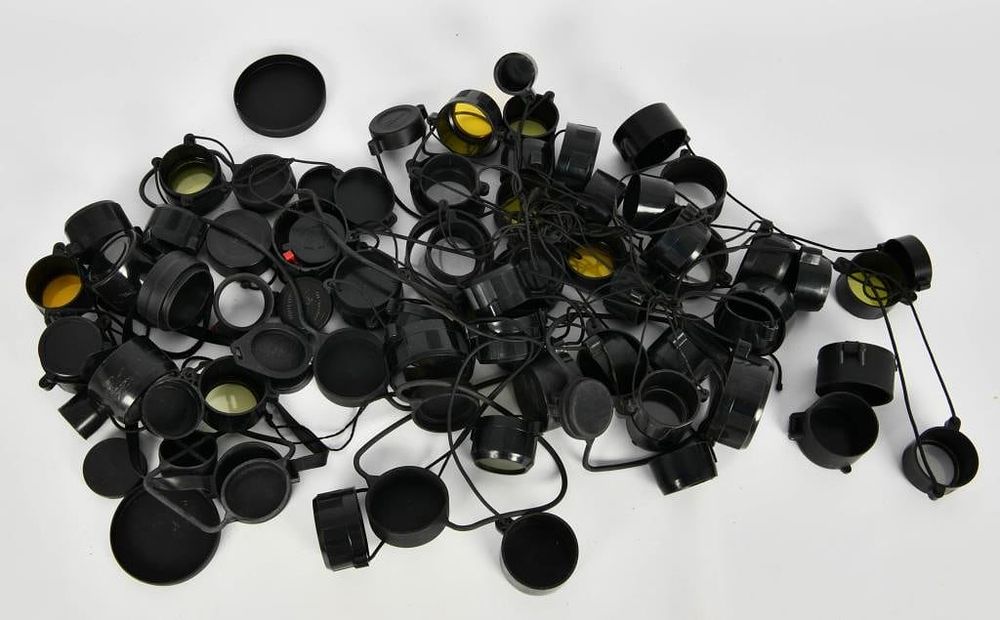 Lot 1151: Large Selection Of Various Size Scope Caps