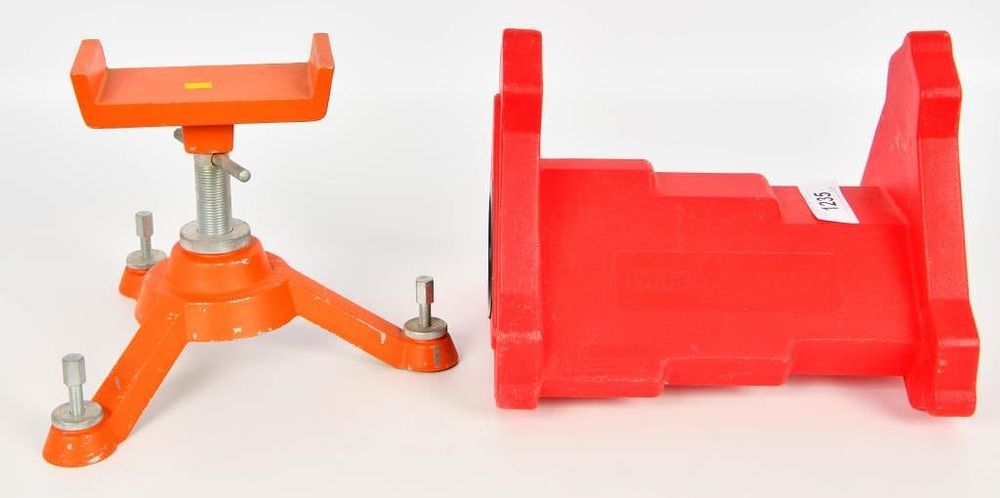 Lot 1235: Lot of 2 Gun Rests Hornady Delta Rest